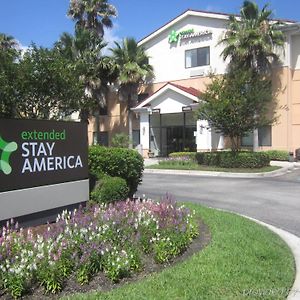 Candlewood Suites Jacksonville Southpoint